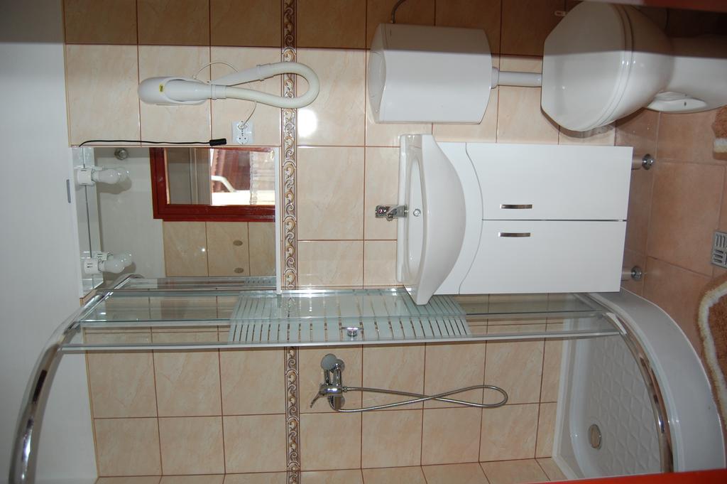 Zach Klara Utcai Apartman Visegrad Exterior photo